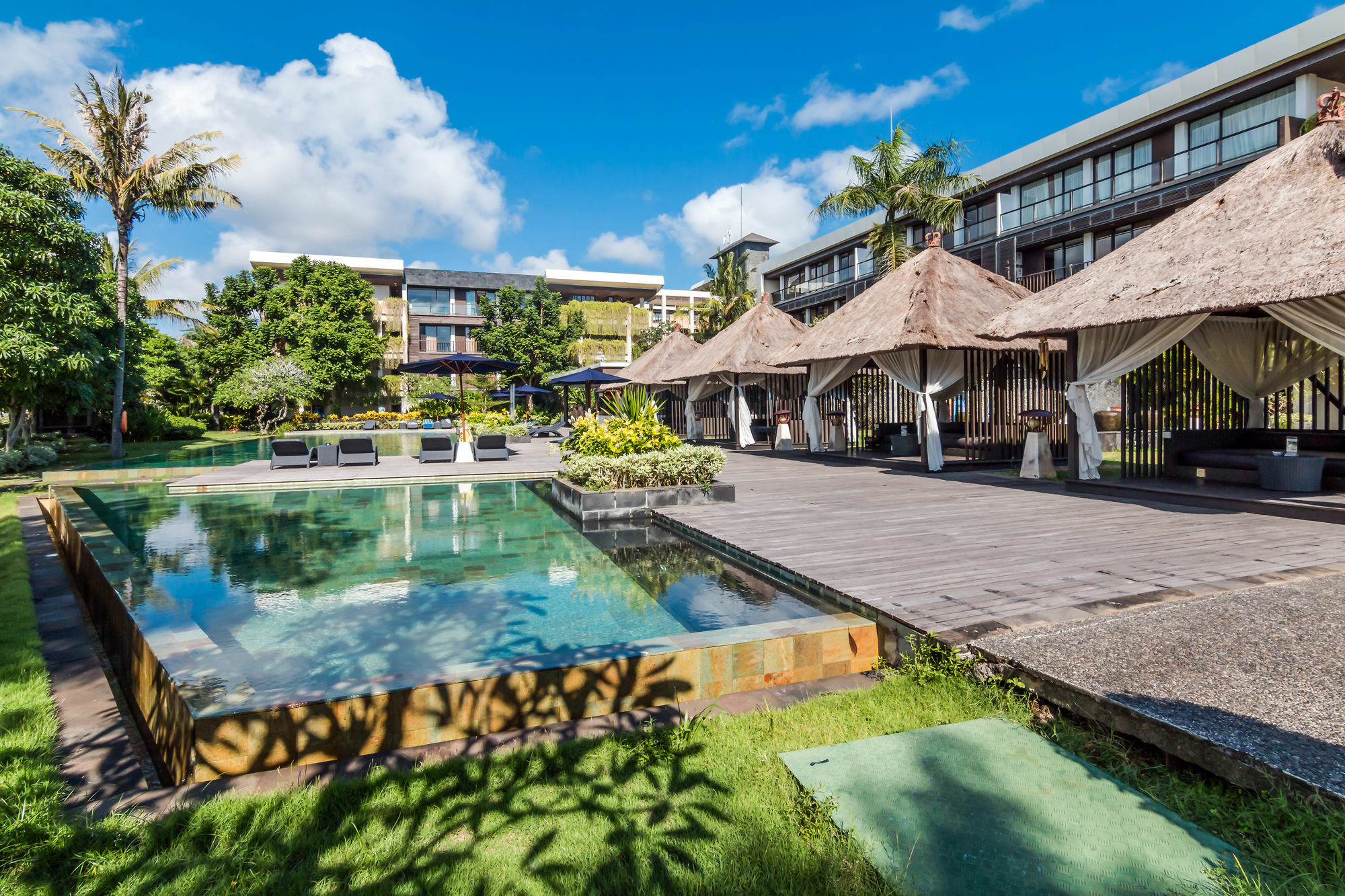 Zen Premium Uluwatu Complex Hotel Exterior photo