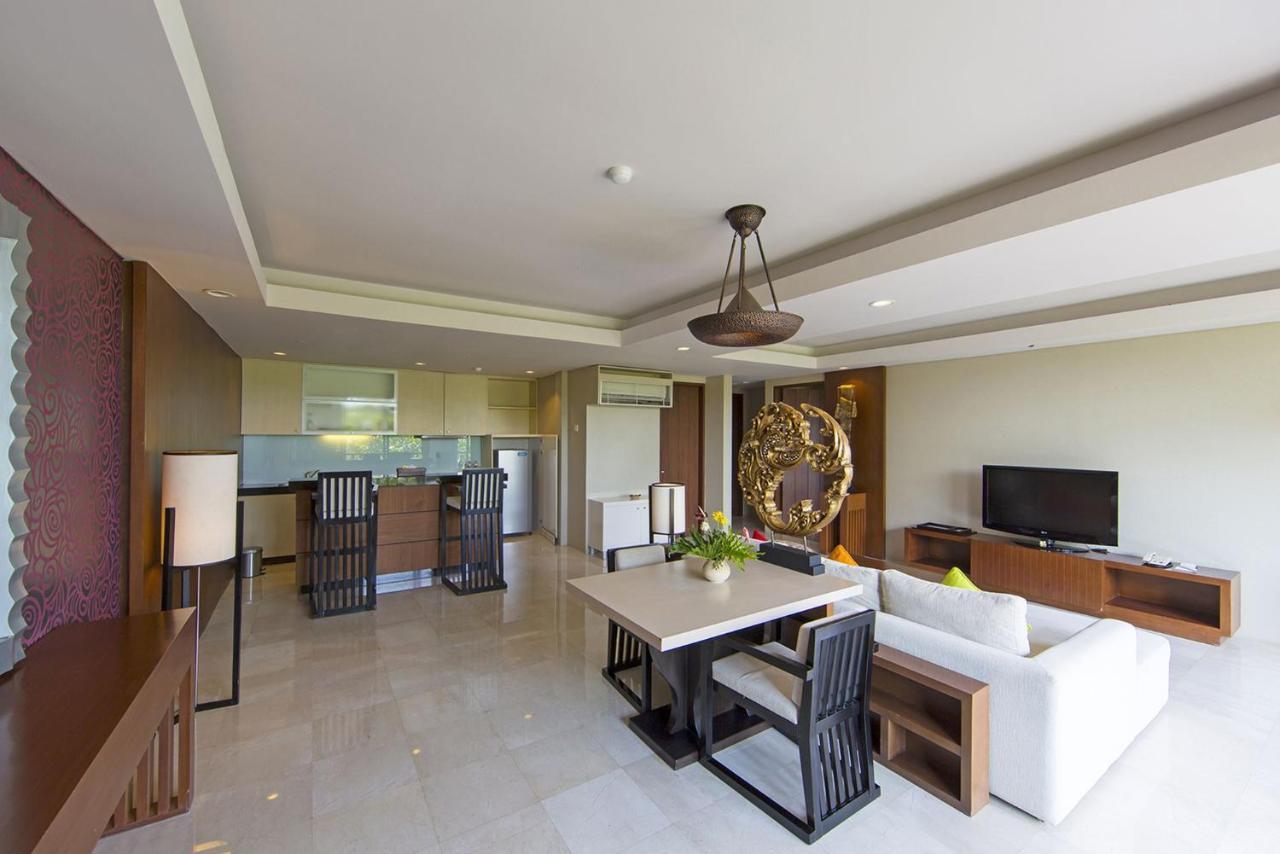 Zen Premium Uluwatu Complex Hotel Exterior photo